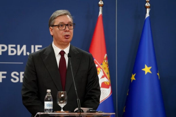 PREDSEDNIK VUČIĆ NAJAVIO DODATNU POMOĆ DRŽAVE: Od januara će iznositi do milion dinara!