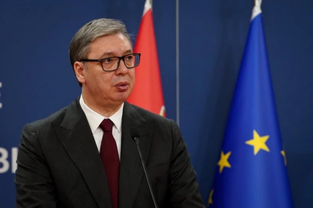 "NISU LJUDI KLIKERI DA SE IGRATE S NJIMA"! Predsednik Vučić se oglasio moćnom porukom! (FOTO)