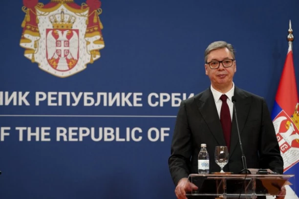 TAČNO U PODNE! Vučić prisustvuje potpisivanju 4.000 ugovora za sredstava za kupovinu kuća