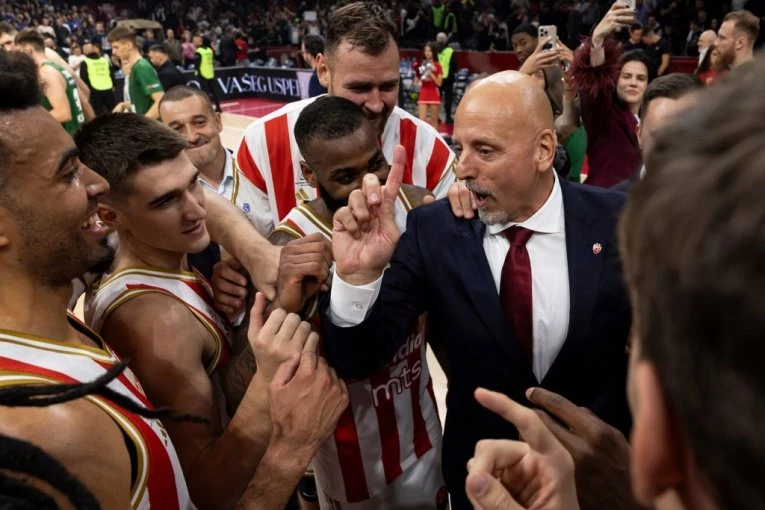 SAŠA OBRADOVIĆ KONAČNO OTKRIO DOBRE VESTI: Dva igrača Zvezde Meridianbet spremna za povratak!