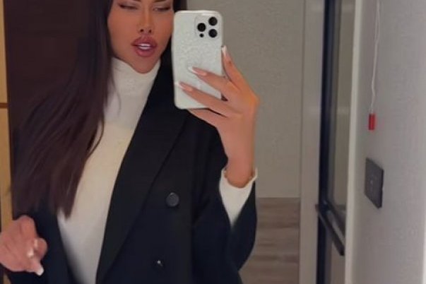 Aleks K. živela na visokoj nozi