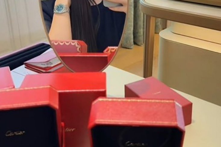 Aleks K. živela na visokoj nozi