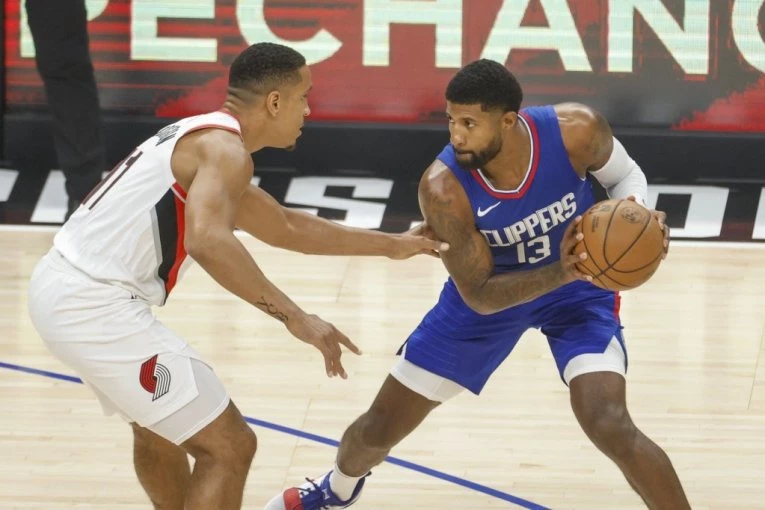 ŠOK: NBA superstar se iznenada penzionisao!