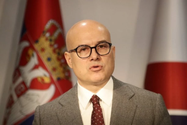 "MOJU ĆE TVRĐAVICU MALO TEŽE SRUŠITI!" Miloš Vučević iznutra: Predstavljamo vam predsednika SNS kakvog dosad niste upoznali!