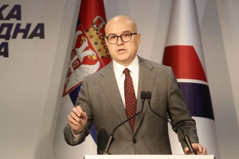 "VELIKI DAN, GRAĐANI ĆE ČUTI OVE PORUKE": Lider SNS Vučević otkrio detalje sutrašnjeg skupa u beogradskoj Areni!