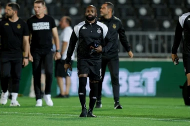 OGLASIO SE KALULU POVODOM ODLASKA IZ PARTIZANA!