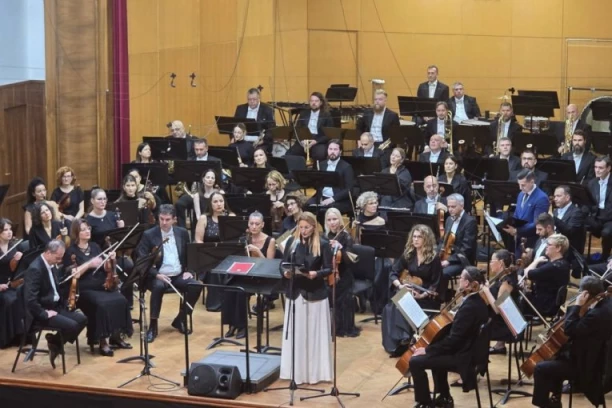 BEOGRADSKA FILHARMONIJA NASTUPA NA SVEČANOM OTVARANJU BEMUSA! Sin slavne glumice nosi dirigentsku palicu!