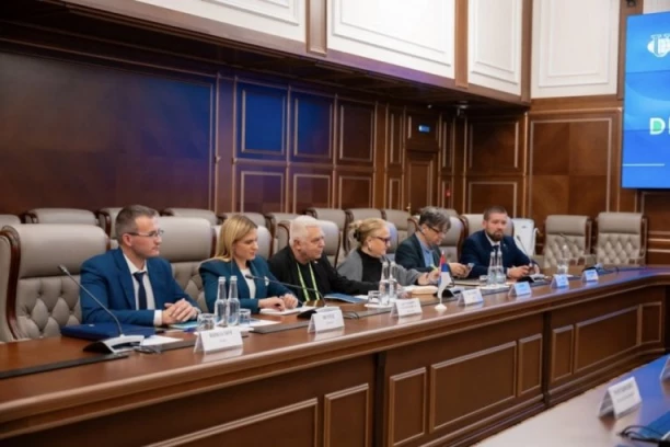 TAČNO U 9 SATI! Vlada Srbije sutra vanredno o energetskoj situaciji u zemlji
