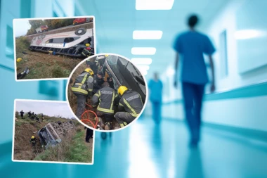 OSAM PACIJENATA IZ PREVRNUTOG AUTOBUSA NA INTENZIVNOJ NEZI! Jednu osobu transportuju u Urgentni centar u Beogradu!