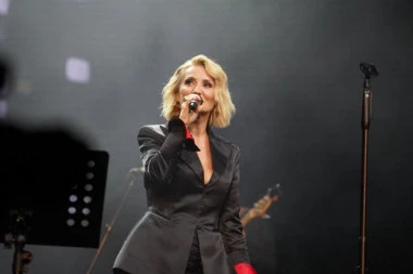 ŠOK! Goci Tržan pozlilo zbog dima na koncertu! (VIDEO)