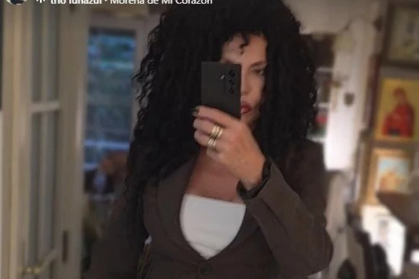 LIDIJA VUKIĆEVIĆ ZAPALILA DRUŠTVENE MREŽE! Glumica pokazala GLAMUR, od njenog izgleda zastaje dah!