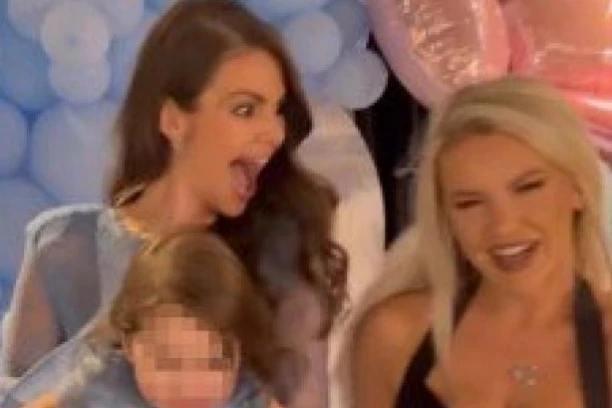 BAJKOVITO SLAVLJE ZA PRINCEZU! Bivše zadrugarke PONOVO NA OKUPU - ovaj spektakl će se prepričavati! (GALERIJA)