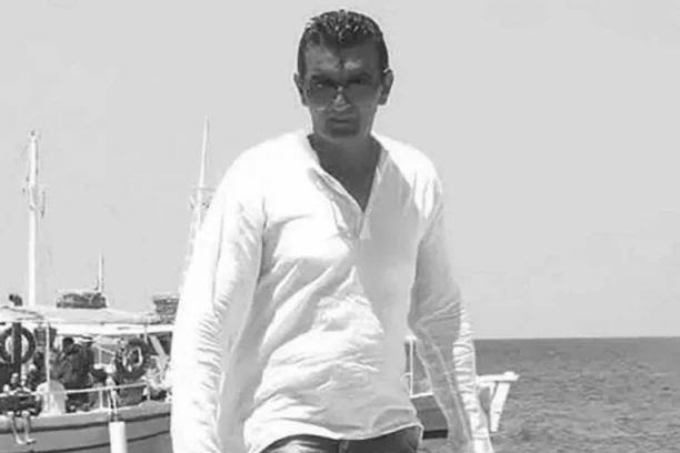 PREMINUO MILE JEREMIĆ: Srpski turisti u suzama!