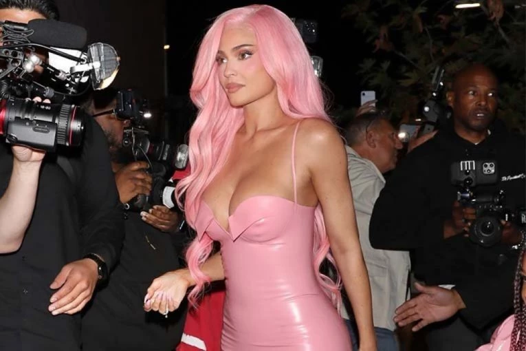 Svemir ima plan za njih: Četiri horoskopska znaka privlače ČUDO do decembra i život im se menja iz korena