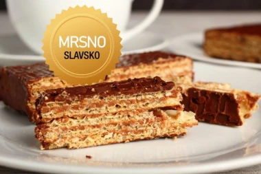 TAJNA STARINSKOG KOLAČA KOJI SE TOPI U USTIMA I NIKADA NE IZLAZI IZ MODE: Tradicionalni recept iz vremena kada su ih bake rukom pisale