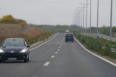 POTPUNO ZATVARANJE PUTEVA: Sutra kreće totalna obustava saobraćaja na jednoj deonici!