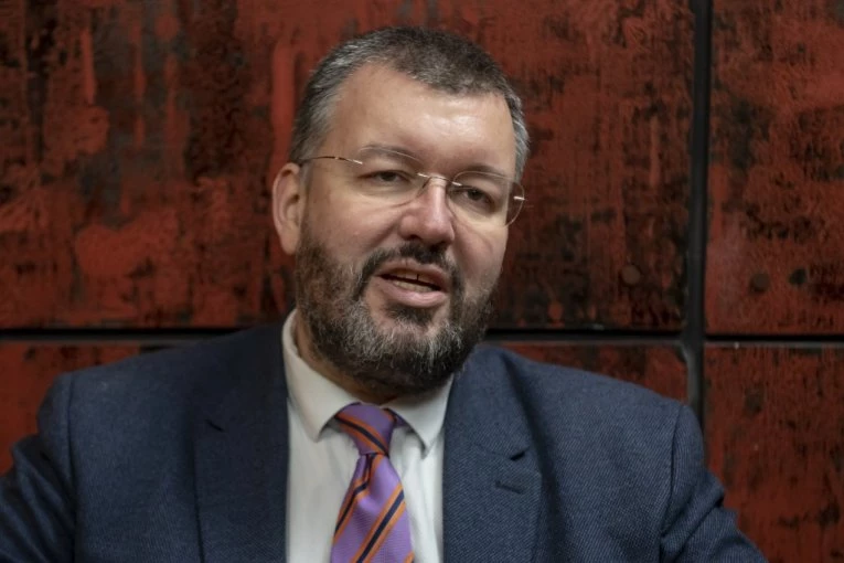 "DA VIDIMO TAJ PROGRAM, DA VIDIMO TU DEMOKRATIJU" Čedomir Antić prokomentarisao rezultate izbora u Srbiji