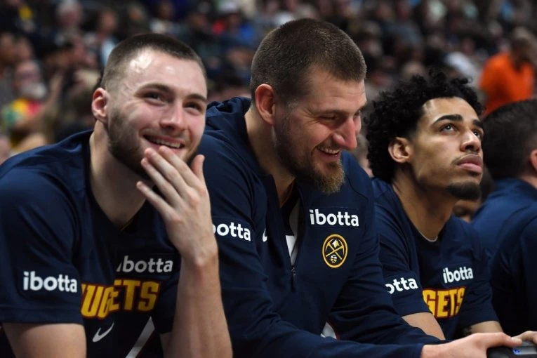 NEMA VIŠE GLASINA! Poznato da li Jokić ostaje bez važnog saborca!