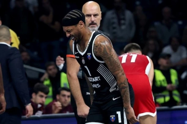 ZABORAVITE SVE ŠTO STE ČITALI: Evo kada se STVARNO vraća Karlik Džons! (VIDEO)