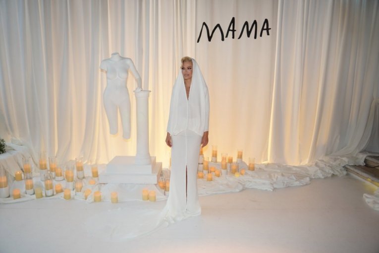 Nataša Bekvalac album Mama