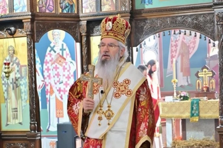 KAKO DA VOLIMO ONOGA KO ŽIVI U GREHU? Vladika Jovan otkriva kako ljubav pokriva mnoštvo padova i sagrešenja