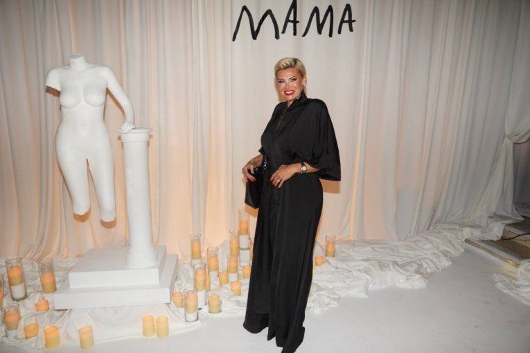 Nataša Bekvalac album Mama