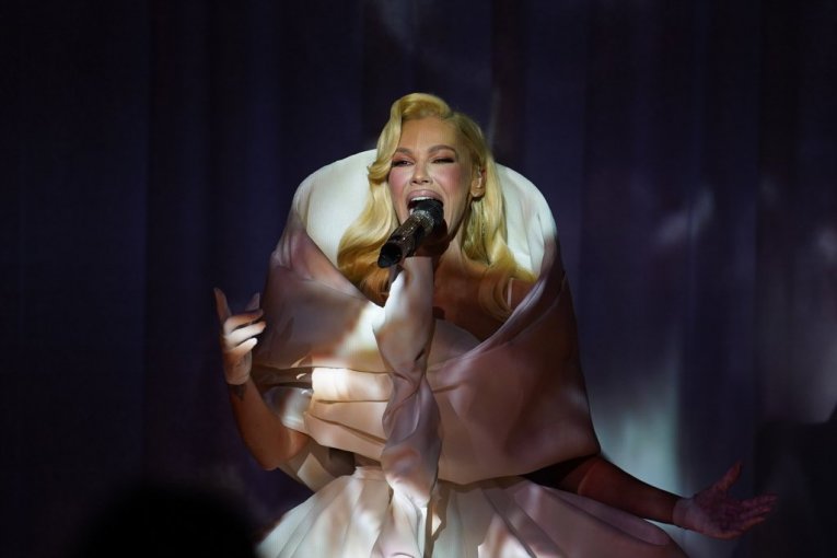 Nataša Bekvalac album Mama