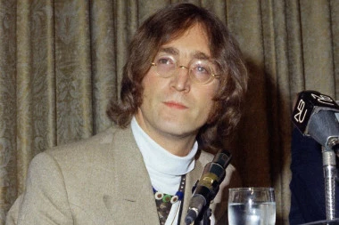 KONAČNO PRIZNANJE UBICE DŽONA LENONA: Posle 45 godina otkrio zbog čega ga je LIKVIDIRAO!