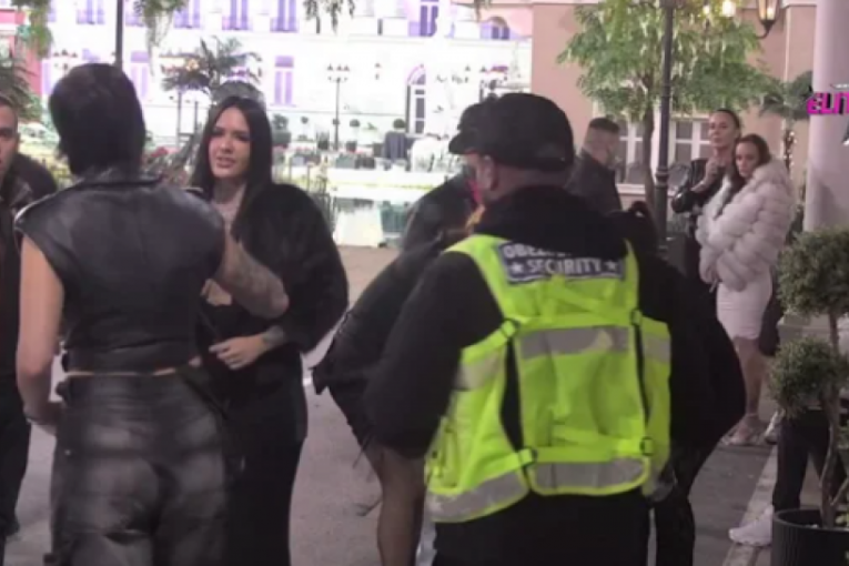 Mina Vrbaški i Aneli Ahmić