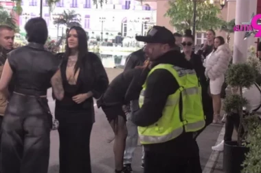 OBEZBEĐENJE OPKOLILO IMANJE ZBOG ANELI AHMIĆ! Pomahnitala učesnica se kao furija zaletela na nju, ukućani se razbežali na sve strane!