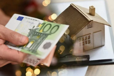 DEFINITIVNO JE! LEGALIZACIJA OD 100 DO 1.000 EVRA! Usvojen je novi zakon - evo ko je NEĆE PLAĆATI!