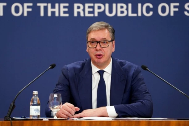 PREDSEDNIK VUČIĆ O NOVOM ISTRAŽIVANJU: Studentsko-blokaderska lista prvi put u padu!