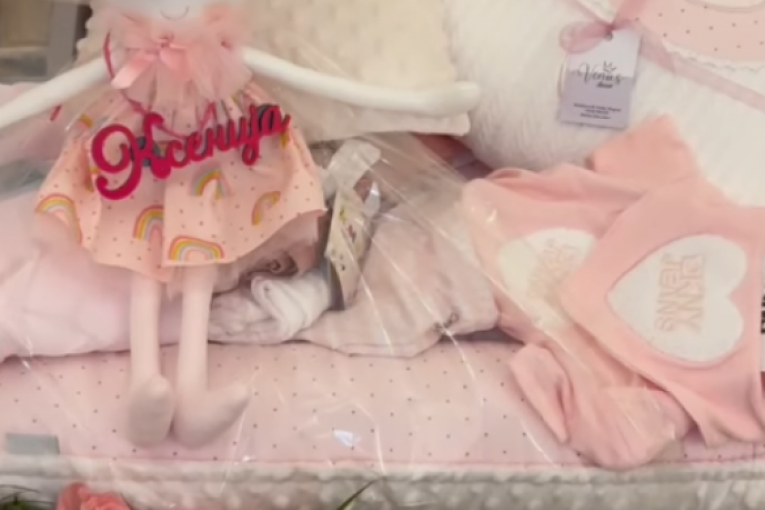 Dragana Mirković postala baka