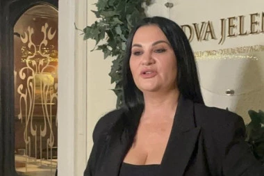 ISPLIVALA NEVEROVATNA ISTINA O JANI TODOROVIĆ! Ovo je zapravo pravo ime pevačice!