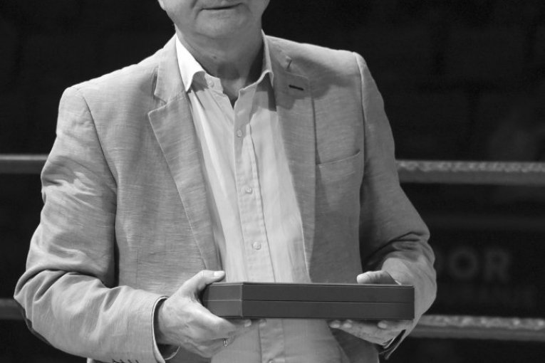 Velizar Đerić preminuo