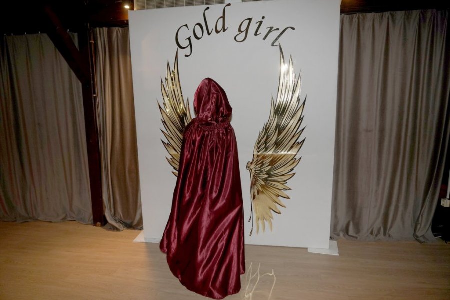 ŠTA SE DESILO NA PINKU? Jovana Jeremić doživela NEVIĐENI ŠOK U PROGRAMU UŽIVO, potpuno zanemela na ono što joj je KOLEGINICA PRIREDILA!