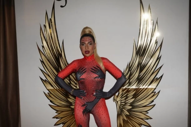 "IMALA SAM ZDRAVSTVENE PROBLEME, BILA SAM SATANIZOVANA": Jovana Jeremić prošla kroz PAKAO u mladosti - ovo je zauvek ostavilo posledice na nju!