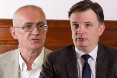 "ŠABIĆ VIDEO I ZVUČNI TOP I BELE MIŠEVE KOJI NJIME UPRAVLJAJU!“ Jovanov brutalno odgovorio bivšem povereniku