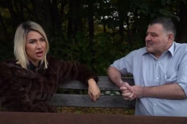 "VELIKA SAM PATNJA I NEDOSANJANI SAN OPOZICIJE"! Jovana Jeremić u svom rođendanskom intervju na groblju dotakla se i politike: TRAMP JE PROMENLJIV, A PUTIN JE DOSLEDAN! (FOTO, VIDEO)