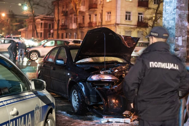 SEDAM NESREĆA ZA SAMO SEDAM DANA U JEDNOM GRADU! Policija ima važan apel i za vozače i za pešake!