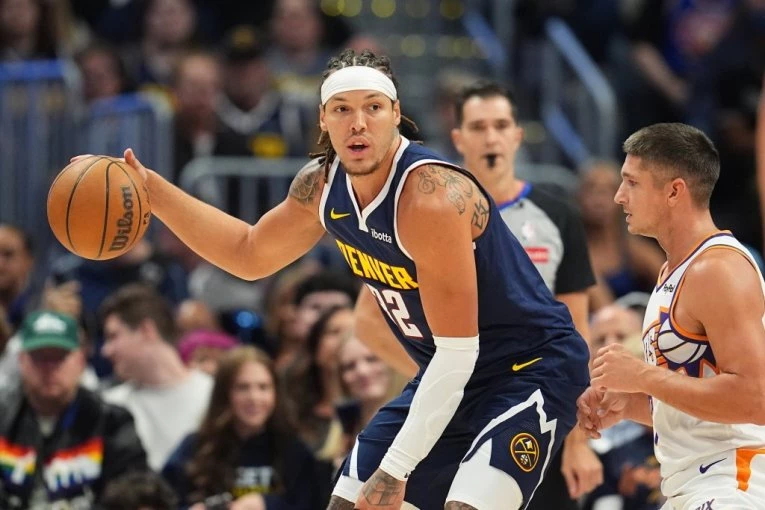 GORDON IZAŠAO NA TEREN SA DECOM BIVŠEG IGRAČA PARTIZANA! Dru je poginuo prošle godine, ALI ERON ĆE UVEK BITI UZ NJEGOVU PORODICU (VIDEO)