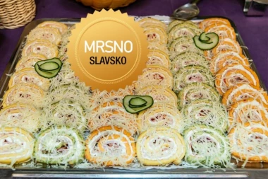 TRI UKUSNA SLANA ROLATA ZA SAVRŠENU SLAVSKU TRPEZU: Predjelo obojeno u nijanse koje simbolizuju radost, mir i zajedništvo