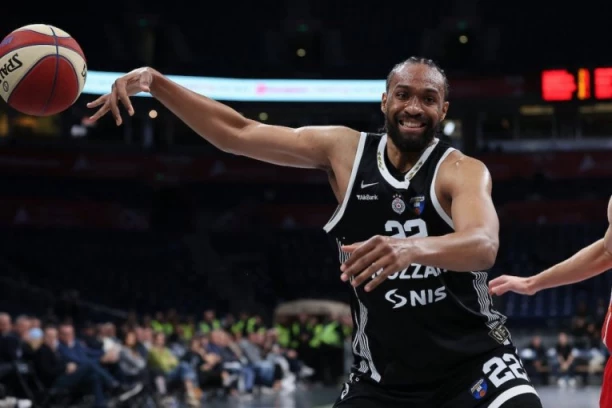 SAD JE SVE JASNO: Evo ko je kriv za najskuplji promašaj u istoriji Partizana - DŽABARIJA PARKERA!