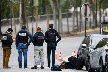 ŽENA POKUŠALA DA OTME AUTOBUS! Drama na stanici! Zbog onog što je VIKALA, svi su pretrnuli od straha