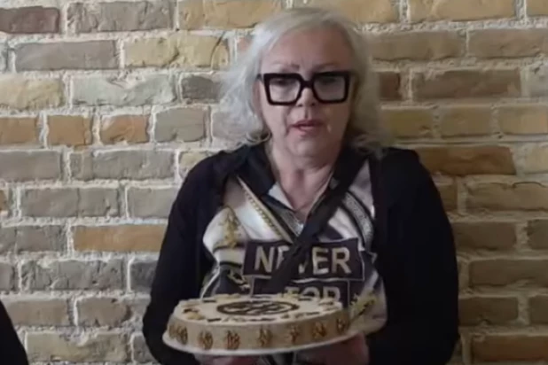 MEŠA KAO MEŠALICA, SEVA ZADNJICA U TANGICAMA! Snimak sa Zoricom Marković ZAPALIO MREŽE - SAMO ZA PUNOLETNE! (VIDEO)