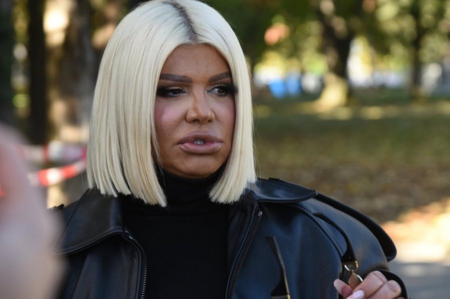 DARI BUBAMARI POZLILO! Hitno otkazan nastup za doček srpske Nove godine!