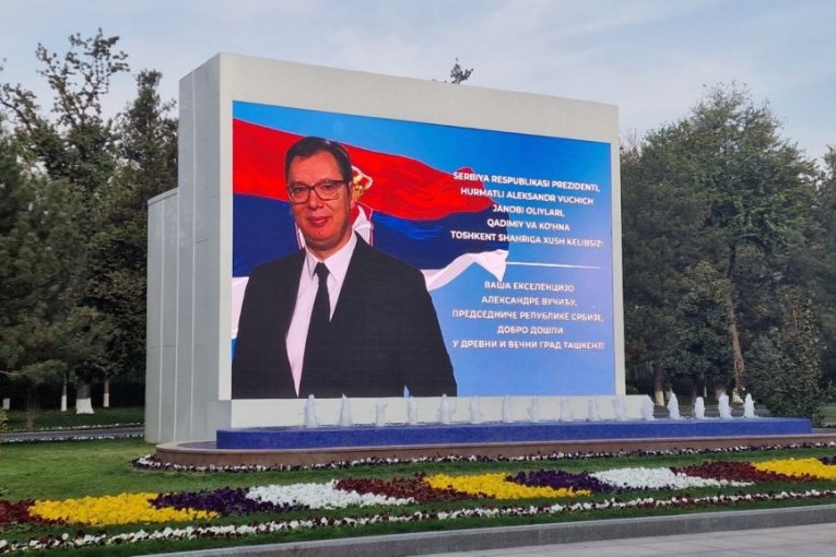 "VAŠA EKSELENCIJO, DOBRO DOŠLI..." Velika čast za Vučića - osvanule poruke u čast predsednika Srbije!
