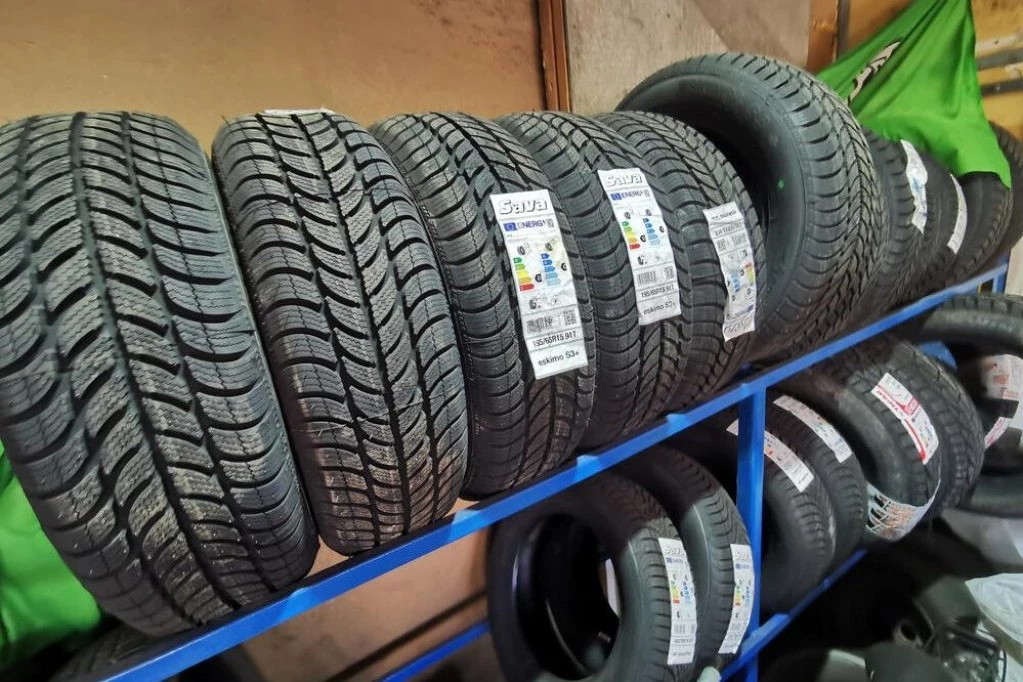 UPOZORENJ! OVE GUME ZA FORD SU POVUČENE SA TRŽIŠTA: Hitno ih zamenite! (FOTO)