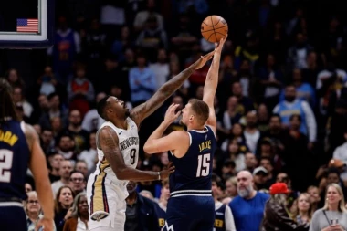 IZJEDNAČIO SE SA DVE NBA LEGENDE! Nikola Jokić na korak od novog rekorda!