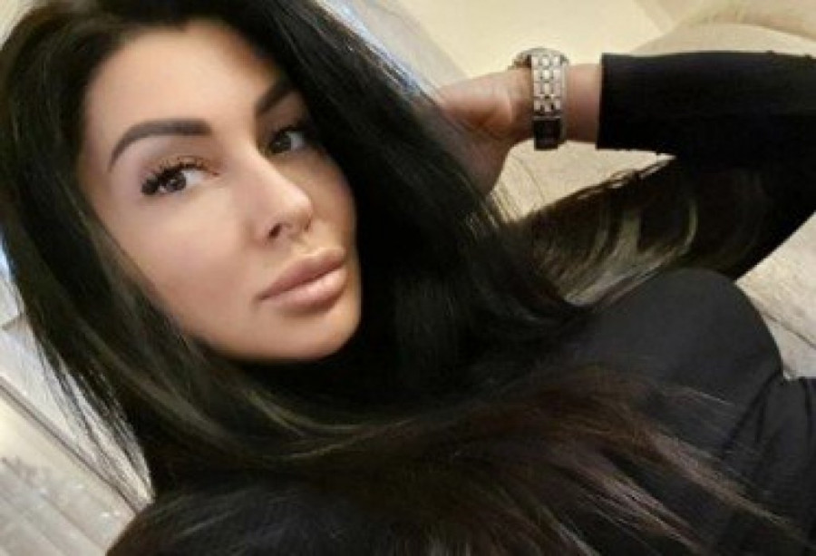 POMIRENJE NA POMOLU? Gastozova bivša PROMENILA LIČNI OPIS, fotografijom zapalila mreže - SVI JE POREDE SA ANĐELOM!